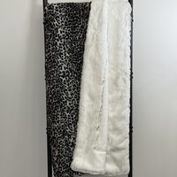Luxe Cuddle Cheetah with Frosted Sand 50"x60" Adult Minky Blanket