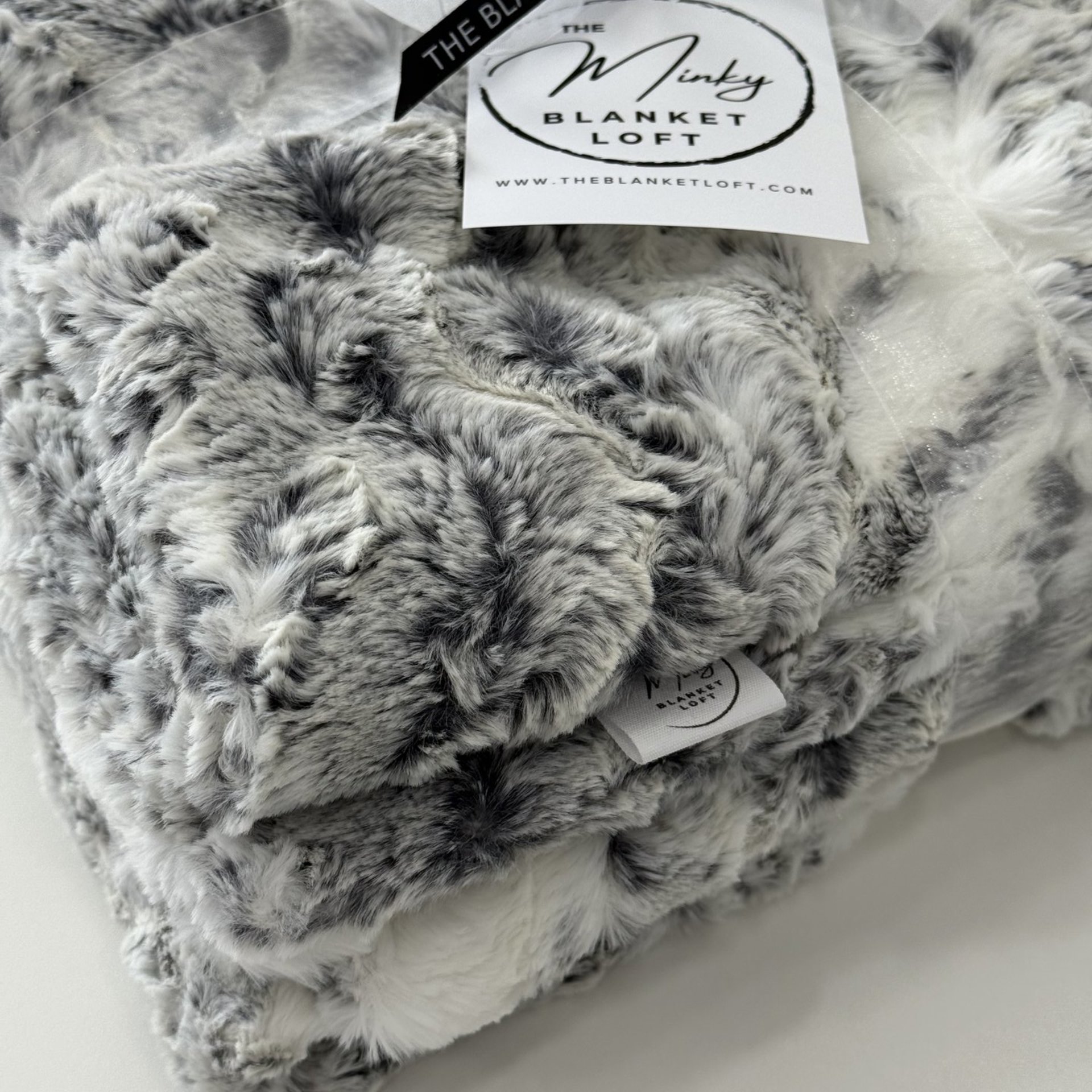 Snowy Owl Luxe Minky Blanket