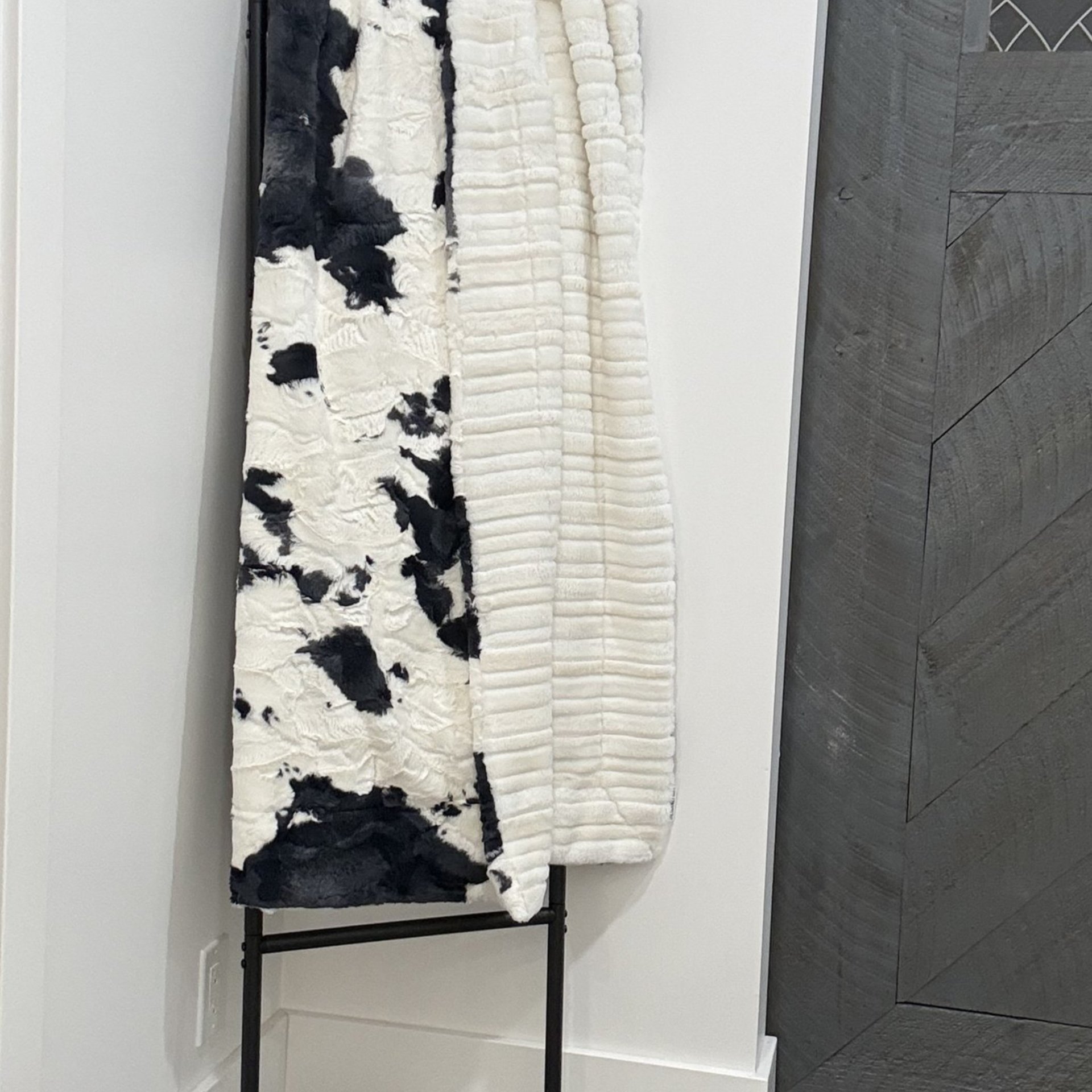 Luxe Cuddle Calf Cow Bessie with Vienna Natural 50"x60" Adult Minky Blanket