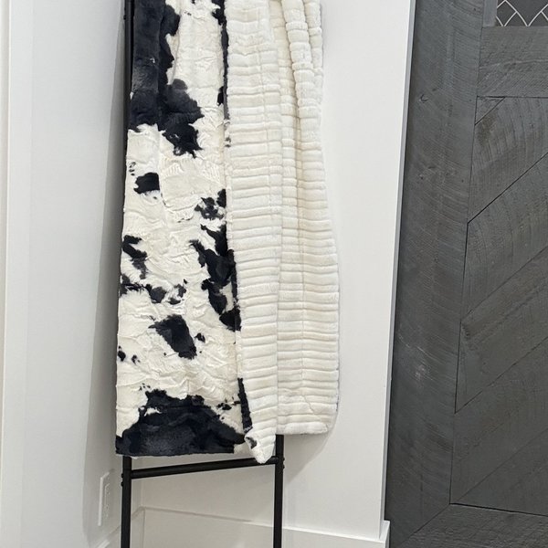 Luxe Cuddle Calf Cow Bessie with Vienna Natural 50"x60" Adult Minky Blanket