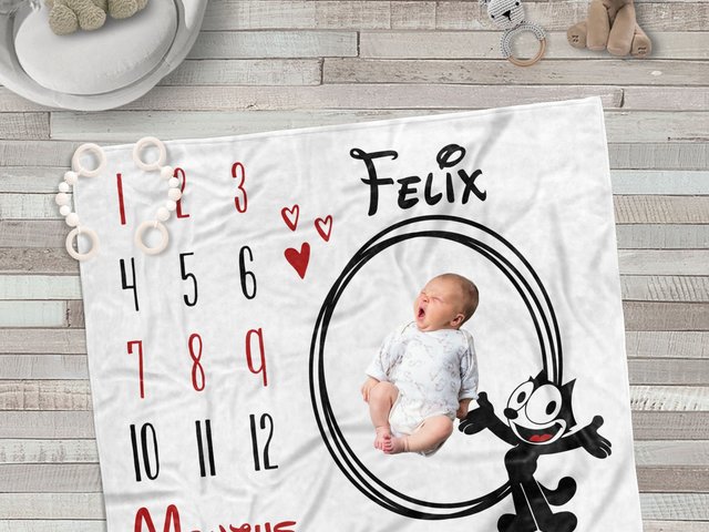 Personalized Felix the Cat Milestone Blanket